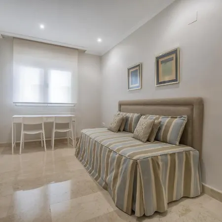 Tilos & Parking & Piscina * Cordoba